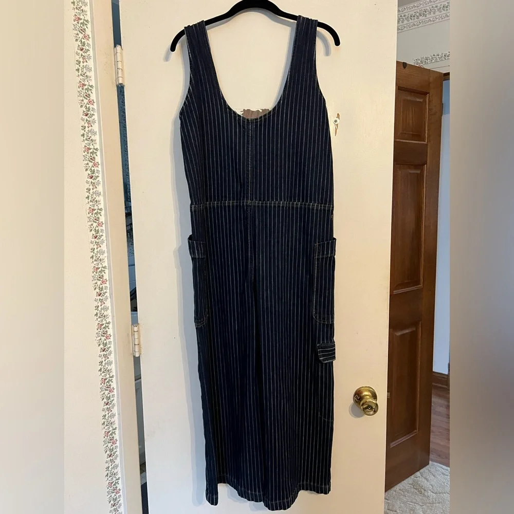 Pilcro Navy and White Zip-Up Utility Jumpsuit - Picture 4 of 10